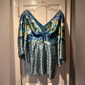 Women’s 1060 SHERMAN Blue & Green Floral Silk Blouse sz M